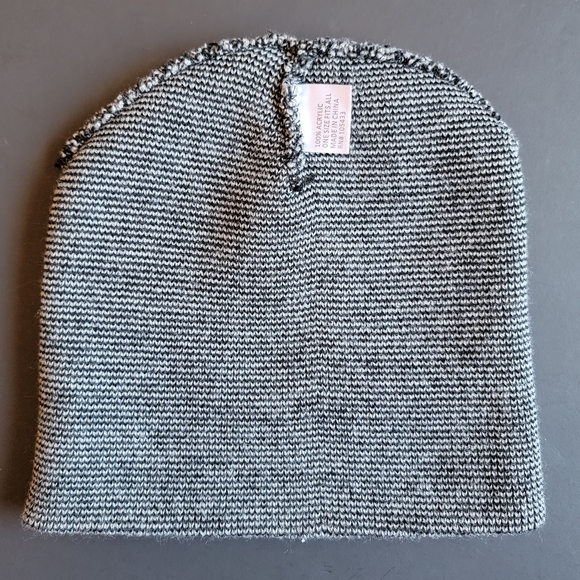 Red Spider Logo Black & Gray Beanie. Size- OSFM - Picture 4 of 5